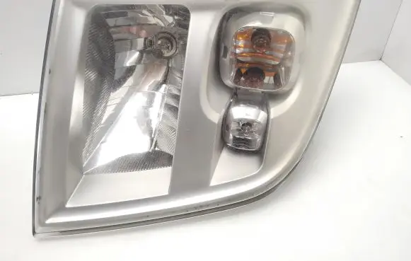 Ford Transit Headlight/headlamp 6C1113W029 10090748