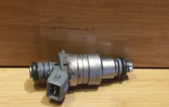 Ford Ka Fuel injector 95BFBC