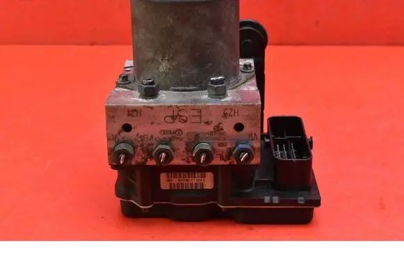 Audi A5 8T 8F ABS Pump 8K0907379R