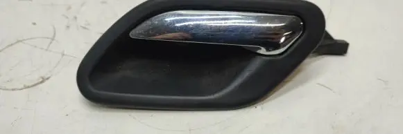 BMW 5 E39 Front door interior handle 8226049