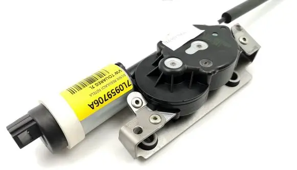 Volkswagen Touareg I Seat adjustment motor 7L0959706A