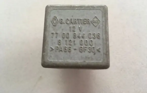 Renault Laguna I Other relay 7700844036