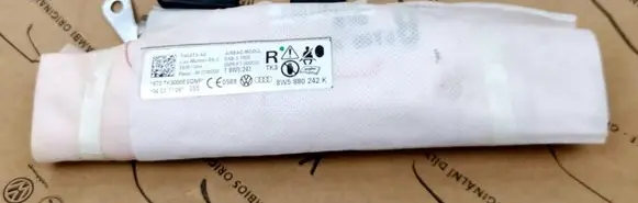 Passenger airbag