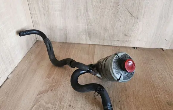 Honda CR-V Power steering fluid tank/reservoir