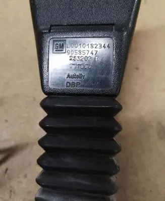 Opel Vectra B Front seatbelt buckle 90585747 253202B