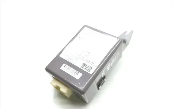 Lexus GS 300 350 430 450H Door control unit/module 89740-30210 61B351-000