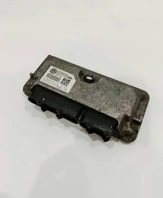Volkswagen Polo V 6R Engine control unit/module 03C906024BJ 03C906024BH 9E32H18M