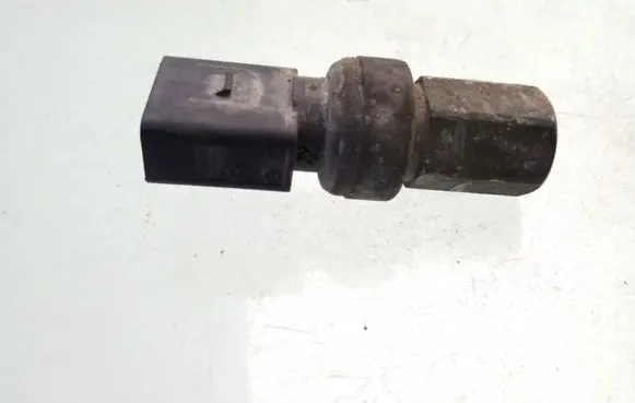 Volkswagen Bora Air conditioning (A/C) pressure sensor 1J0959126