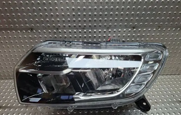 Dacia Sandero II Headlight/headlamp S26282670 260605665R