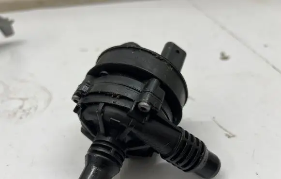 Mercedes-Benz GLE W167 Electric auxiliary coolant/water pump A1675006501