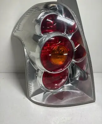 Toyota Corolla Verso AR10 Rear/tail lights