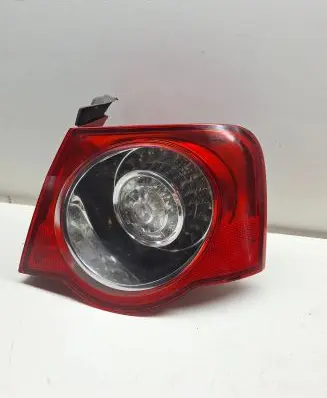 Volkswagen PASSAT B6 Rear/tail lights