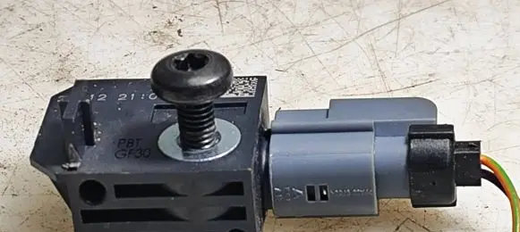 Opel Meriva B Airbag deployment crash/impact sensor 13502577