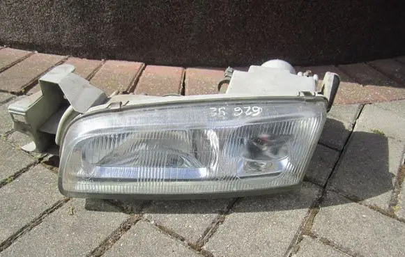 Mazda 626 Headlight/headlamp 10061614