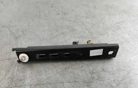 Maserati Quattroporte Seat belt height adjuster 67365500
