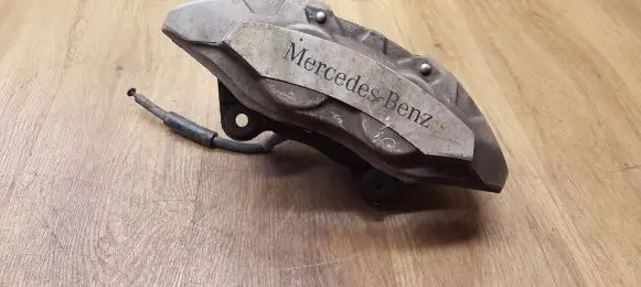 Mercedes-Benz GLC X253 C253 Front brake caliper A0005210000