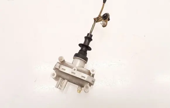 Mercedes-Benz E W124 Central locking vacuum pump 