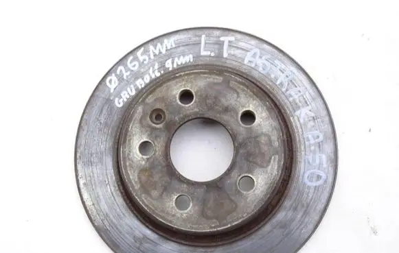 Mitsubishi Pajero Rear brake disc 13581928