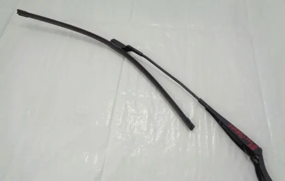 Peugeot 208 Front wiper blade arm 9673291980
