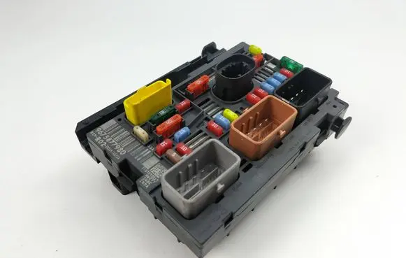 Fuse box set