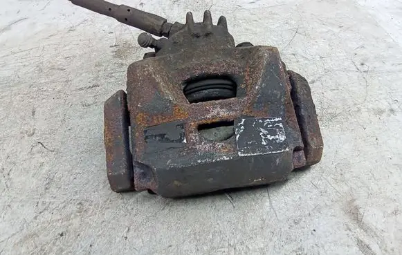Citroen Berlingo Front brake caliper