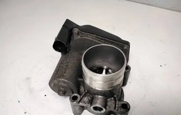 Volkswagen Polo IV 9N3 Throttle valve 03D133062E A2C53060088