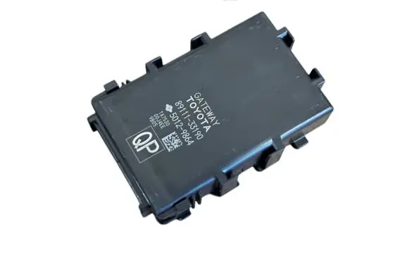 Toyota Camry VIII XV70 Gateway control module 8911133190 50129864 TA7530