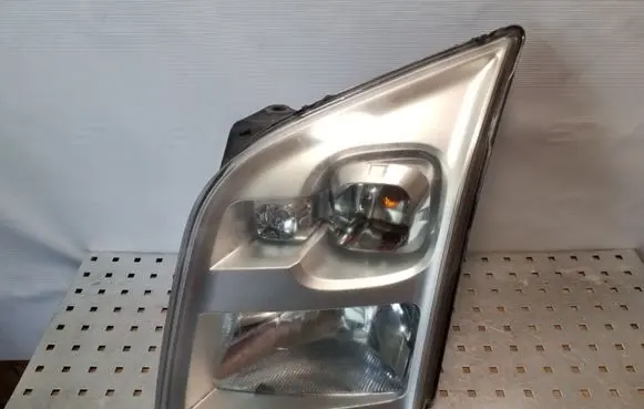 Ford Transit Headlight/headlamp 6C1113W030DE
