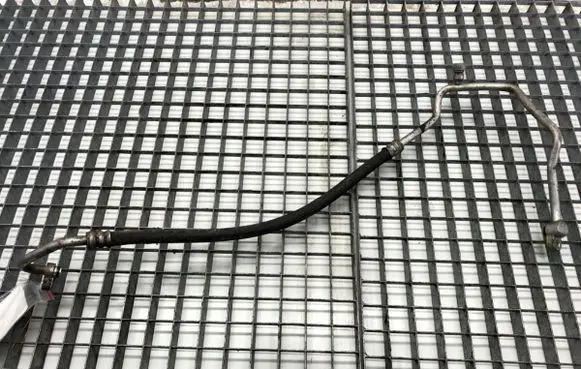 Suzuki Grand Vitara II Air conditioning (A/C) pipe/hose 