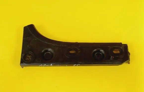 Audi A6 S6 C5 4B Front bumper mounting bracket 4B0807284B