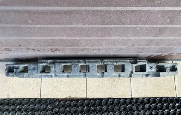 Volkswagen PASSAT B6 Front bumper foam support bar 3C0807248B