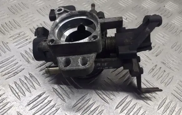 Toyota Yaris Throttle valve position sensor 