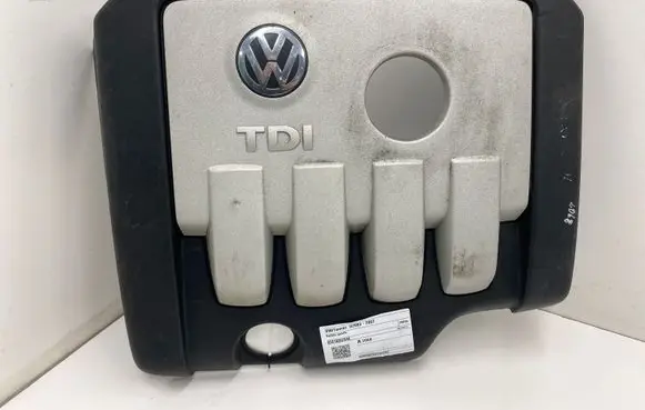 Volkswagen Touran I Engine cover (trim) 03G103925AE 03G103925