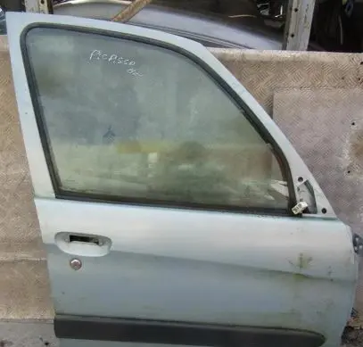 Citroen Xsara Picasso Front door