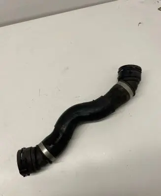 BMW 5 G30 G31 Engine coolant pipe/hose 8572906 14837810