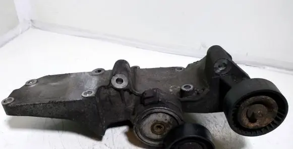 Generator/alternator bracket