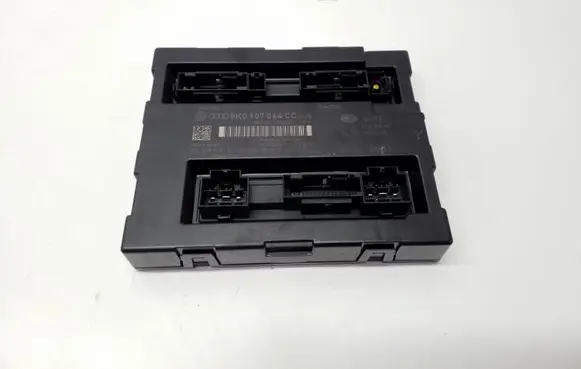 Audi A4 S4 B8 8K Comfort/convenience module 1K0907064CC