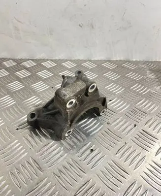 Audi A6 S6 C6 4F Power steering pump mounting bracket 06E145393B