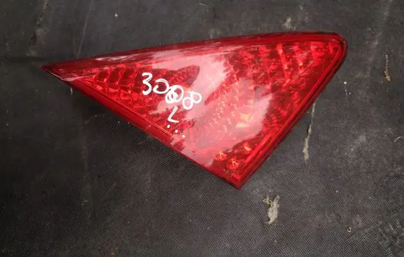 Peugeot 3008 I Tailgate rear/tail lights