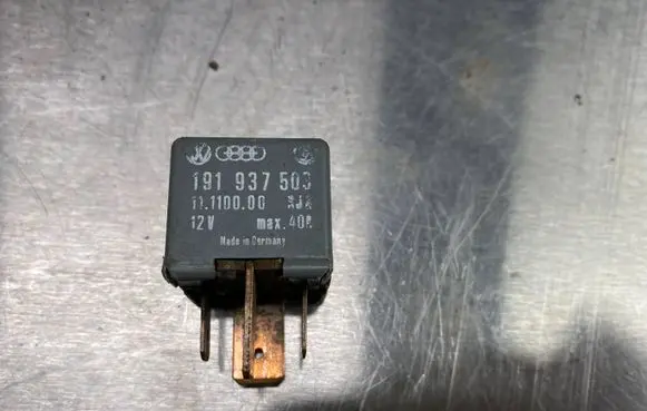 Volkswagen Golf II Other relay 191937503