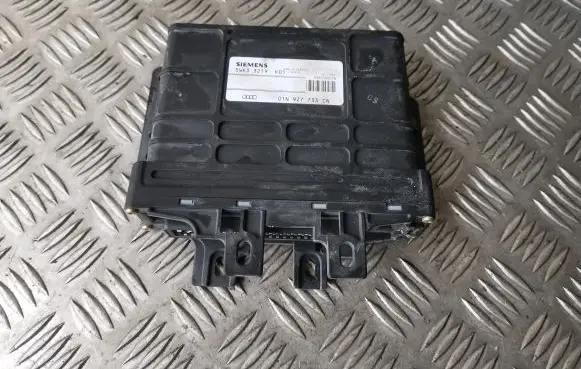 Volkswagen PASSAT B5 Gearbox control unit/module 01N927733CN 5WK33219