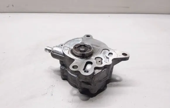 Audi A4 S4 B7 8E 8H Fuel injection high pressure pump