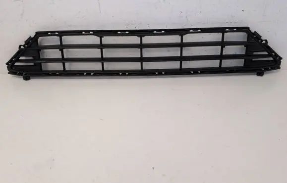 Volvo XC60 Front bumper lower grill 32296070