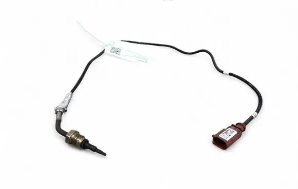 Audi A6 S6 C8 4K Exhaust gas temperature sensor 05L906088J 05L906088