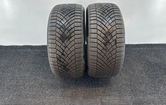 Ford Focus R18 winter tire