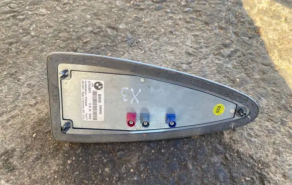 BMW X3 E83 Aerial GPS antenna 3452642
