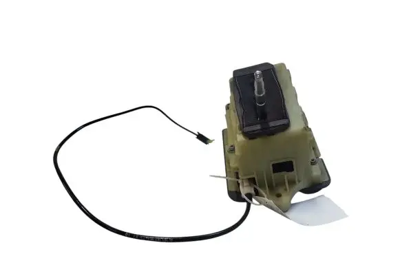 Mercedes-Benz C W204 Gear shifter/selector A2042677524 14155