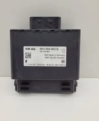 Audi A5 8T 8F Power management control unit 8K0959663B 8K0959663