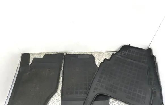 KIA Sorento Car floor mat set 
