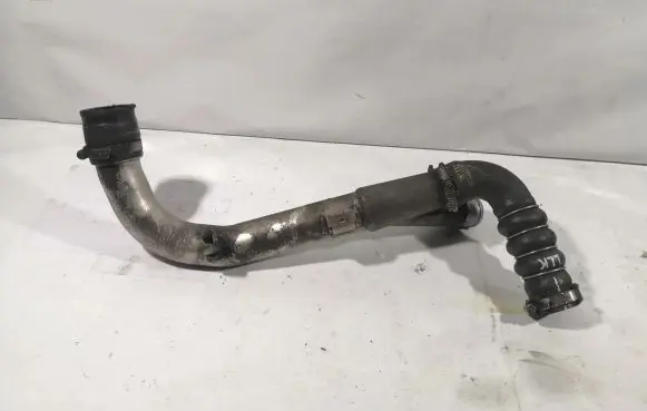 Audi A4 S4 B7 8E 8H Intercooler hose/pipe